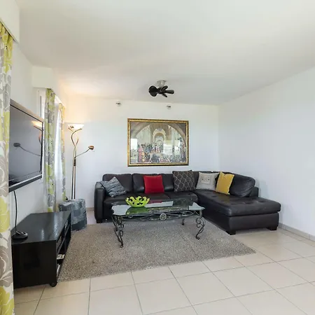 Apartman Superb Penthouse In Centre Of Stunning Views Air-conditioning Internet Near The Palais 532 Cannes