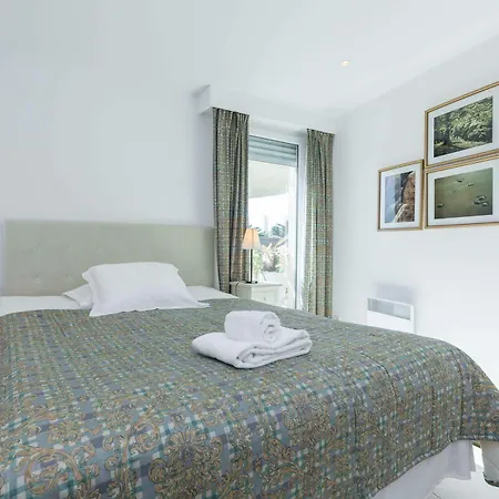 Apartman Superb Penthouse In Centre Of Stunning Views Air-conditioning Internet Near The Palais 532 *